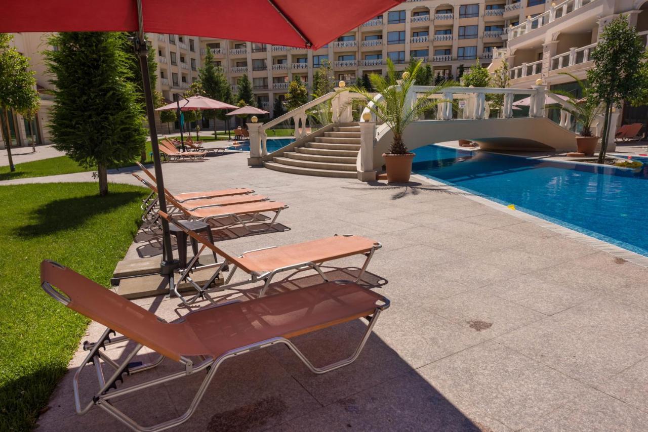 Blue Lagoon Seafront Apartments Varna Extérieur photo